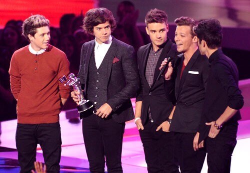 One Direction at the 2012 VMA One Direction at the 2012 VMA