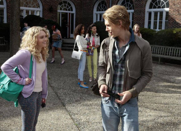 AnnaSophia Robb and Austin Butler in 'The Carrie Diaries' AnnaSophia Robb and Austin Butler in 'The Carrie Diaries'
