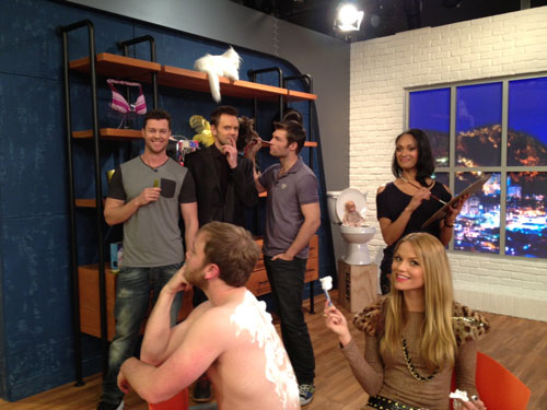 Joel McHale and the Spartacus Cast Joel McHale and the Spartacus Cast