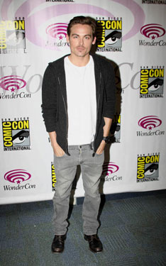 Kevin Zegers at the 2013 WonderCon Kevin Zegers at the 2013 WonderCon