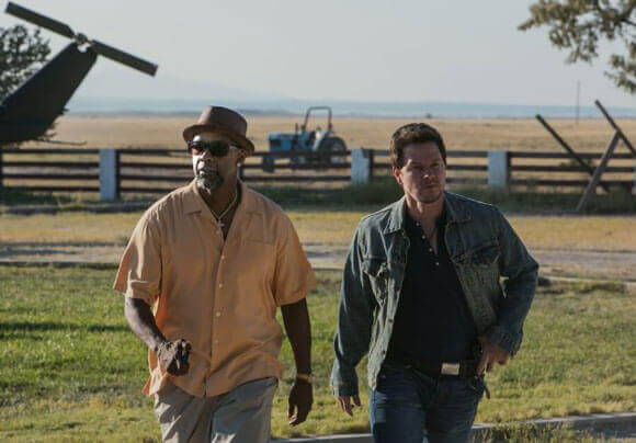 2 Guns Movie Review Denzel Washington and Mark Wahlberg in '2 Guns'