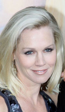 Jennie Garth Jennie Garth Joins Tori Spelling in Mystery Girls