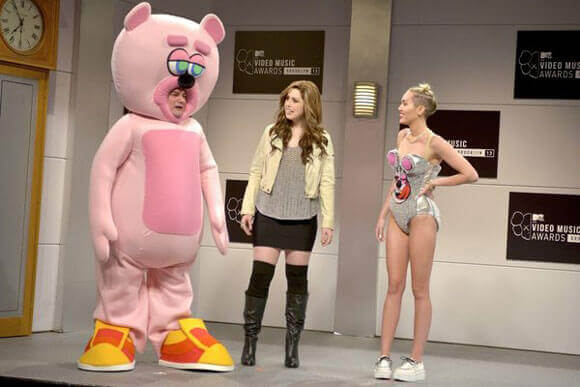 Miley Cyrus on SNL Miley Cyrus on SNL